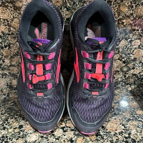 Brooks Caldera Trail Running Shoes Size 8 EUC - Picture 9 of 9